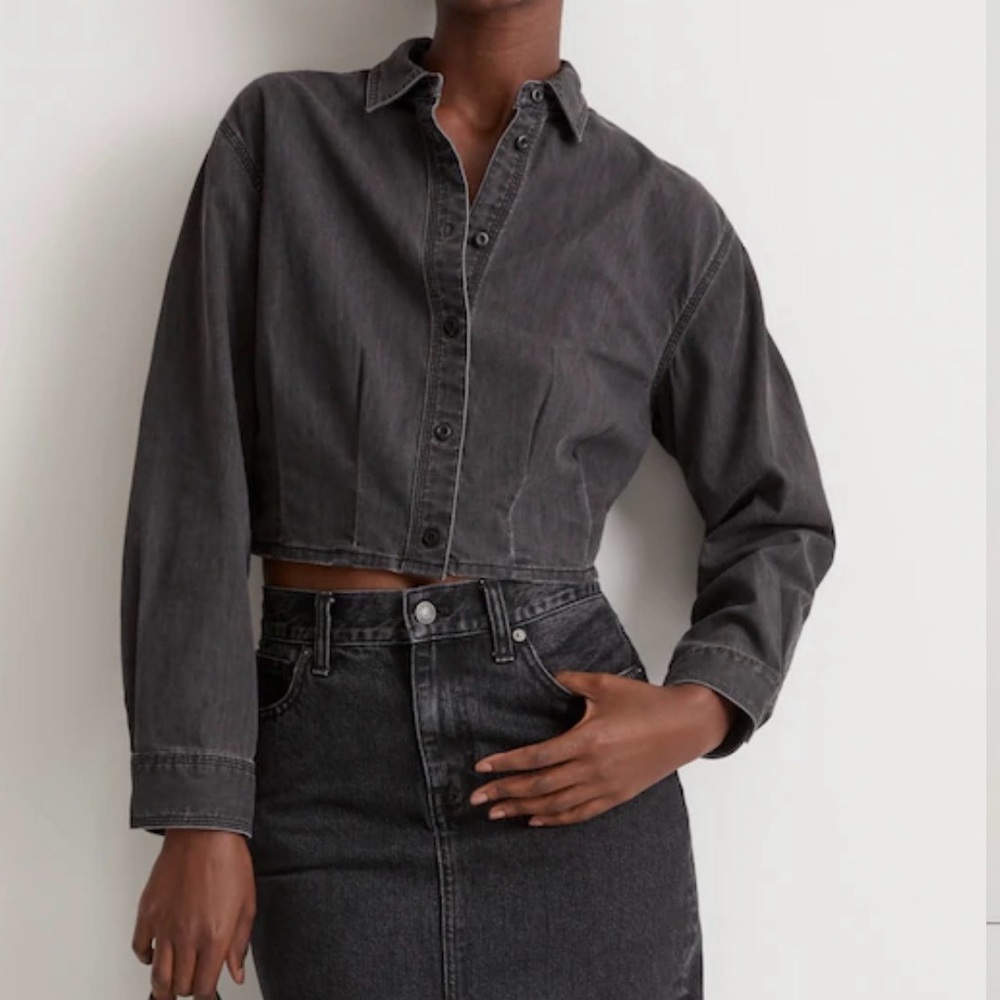 Madewell Denim Pleated Cropped Button-Up Shirt